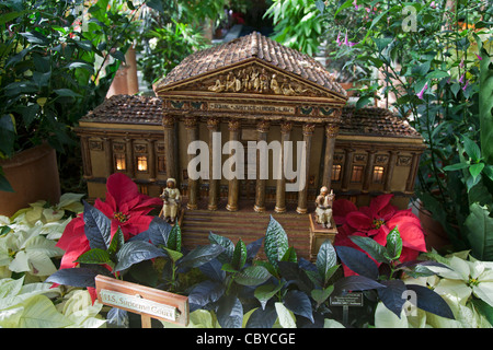 A model of the U.S. Supreme Court made of dried plant materials at the U.S. Botanic Garden Stock Photo