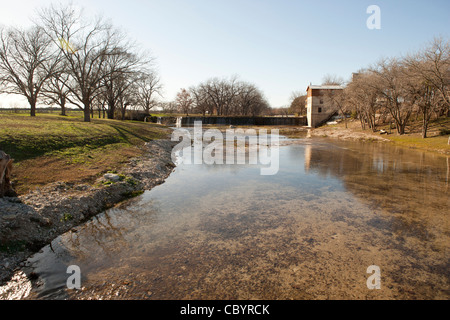 The mill and falls at Summer's Mill, Belton, TX Stock Photo