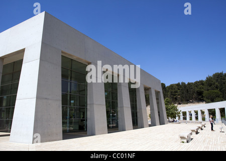YAD VASHEM MEMORIAL BUILT IN 1953 IN MEMORY OF THE JEWISH VICTIMS OF THE HOLOCAUST, JERUSALEM, ISRAEL Stock Photo