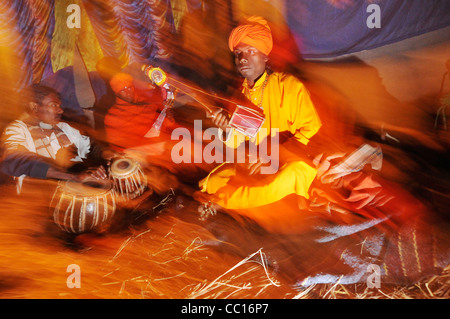 Bauls (Bengali mystics) at an annual Baul gathering in Kenduli, India Stock Photo