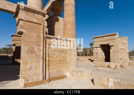 View of the Hibis Temple, the ancient capital of Kharga Oasis, Western Desert of Egypt Stock Photo