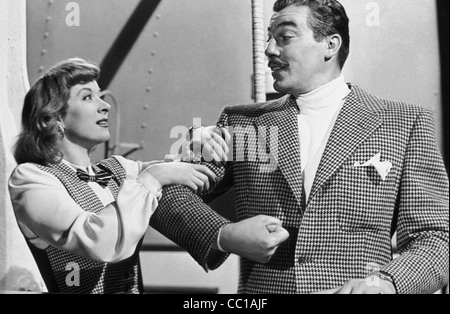 GREER GARSON, CESAR ROMERO, JULIA MISBEHAVES, 1948 Stock Photo