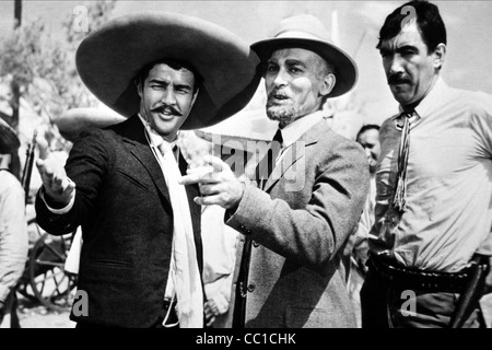 MARLON BRANDO, ANTHONY QUINN, VIVA ZAPATA!, 1952 Stock Photo