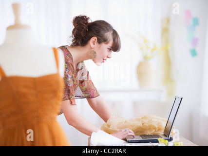 USA, New Jersey, Jersey City, Female fashion designer working in studio Stock Photo