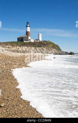USA, New York, Long Island, Montaurk, Coastline with lighthouse Stock Photo