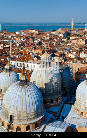 Italy, Veneto, Venice, Piazza San Marco (St. Marks Square), Basilica di San Marco (St. Mark's Basilica) Stock Photo