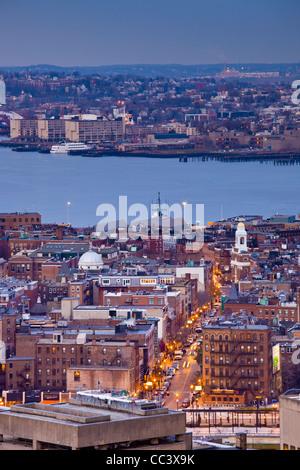 Cicalino porta fuori 74 ½ Pinckney Street, Boston, Massachusetts, Stati  Uniti Foto stock - Alamy