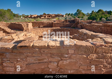 Pipe Shrine House, Far View House in distance, Far View Sites Complex, Mesa Verde National Park, Colorado, USA Stock Photo