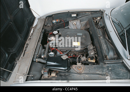 Cars Italy XX - Auto Fiat Dino 2000 Coupe. Year 1968. Metallic Gray. Detail Of The Engine Compartment, Ferrari Stock Photo