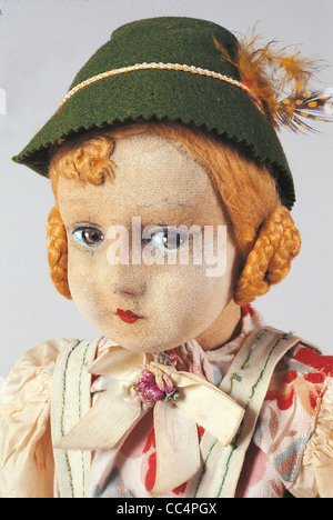 Collecting Toys Twentieth Century. lpine Doll. Years 30/40. Height 50Cm. Particular