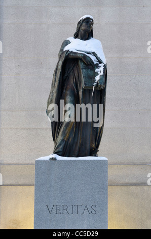 Statue of Veritas the Roman goddess of truth in Ottawa Supreme Court of Canada Stock Photo