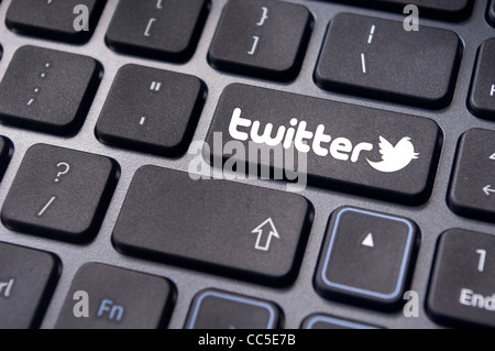 keyboard enter key with twitter icons, for social media concepts Stock ...