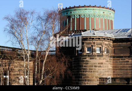 The dome of the 36' reflecting telescope at the Royal Observatory Edinburgh Stock Photo