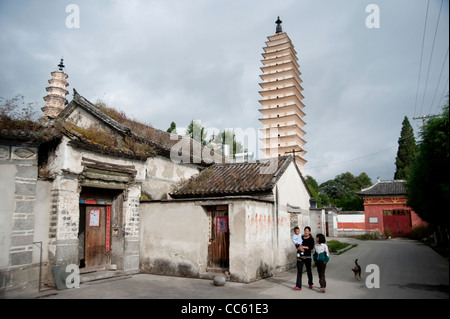 View from a lane towards the Three Pagodas, Dali, Yunnan , China Stock Photo