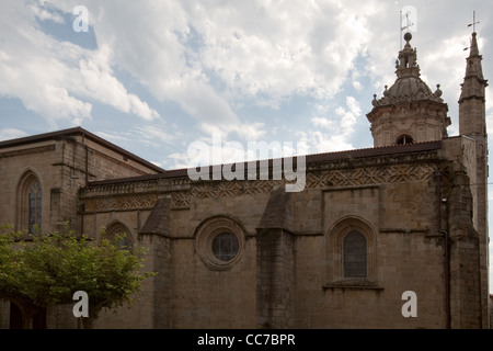 Iglesia parroquial de Santa Maria de la Asuncion y del Manzano, Old Town, Hondarribia, Basque, Spain Stock Photo