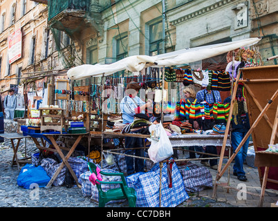Local people setting up a roadside market stall in Kiev, Ukraine, eastern Europe Stock Photo
