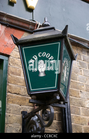 Sign of King George IV pub, Great Amwell, Ware, Hertfordshire, England Stock Photo