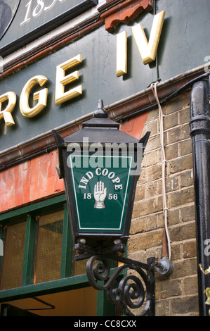 Sign of King George IV pub, Great Amwell, Ware, Hertfordshire, England Stock Photo