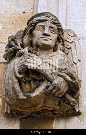 Angel stone carving, Magdalen college, Oxford, England Stock Photo - Alamy