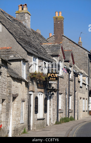 Corfe Castle town and Fox Inn pub, Dorset, England Stock Photo