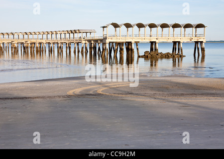 Jekyll island fishing center hi-res stock photography and images - Alamy