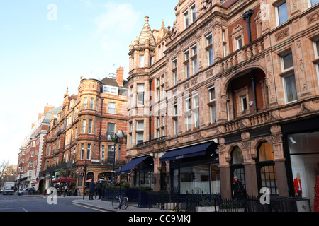 exclusive shops and restaurants and george private members club on south audley street mayfair London England UK United kingdom Stock Photo