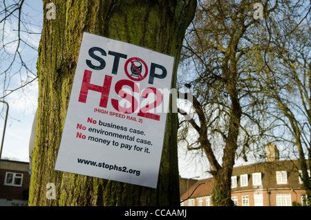A stop HS2 poster stuck to a tree in Great Missenden Bucks UK Stock Photo