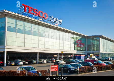 Tesco Extra Supermarket carpark Long eaton town Derbyshire Nottinghamshire England UK GB EU Europe Stock Photo