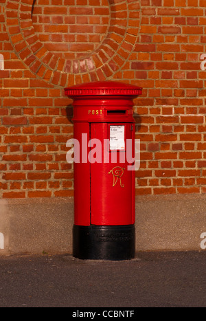 Red Post Box Uk A red UK cast-iron Royal Mail freestanding Lamp Post Box with an EiiR ...