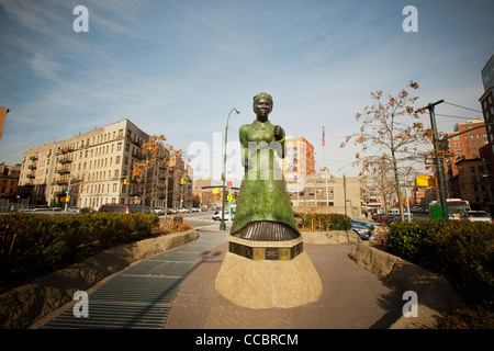 Swing Low, 2007, by the sculptor Alison Saar is the centerpiece of the Harriet Tubman Memorial on St. Nicholas Avenue in Harlem Stock Photo