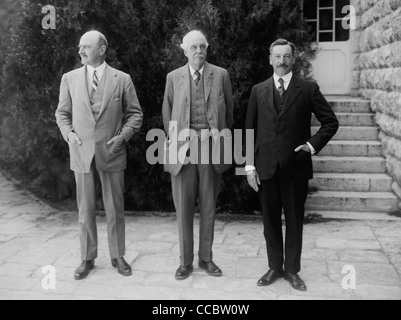 Vintage photo of (left to right) Viscount Allenby (Field Marshal Edmund Henry Hynman Allenby, 1st Viscount Allenby), Earl Balfour (Arthur James Balfour, 1st Earl of Balfour) and Sir Herbert Samuel (later to become 1st Viscount Samuel). Stock Photo