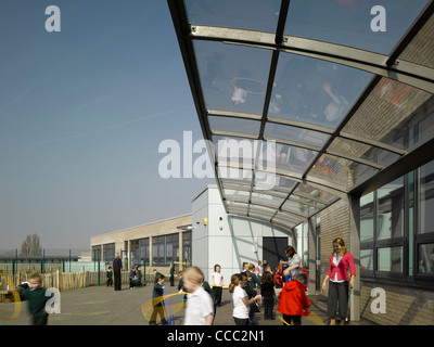 BRIDGE LEARNING CAMPUS, WILKINSON EYRE ARCHITECTS, BRISTOL, UNITED KINGDOM, 2009 Stock Photo