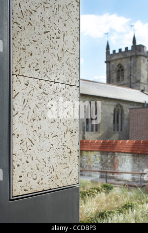 Wiltshire County Council''S New Offices On A Sensitive Historic Site In Salisbury Are A Marriage Of A New, Low Energy, Flexible Stock Photo