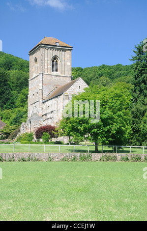 The Priory Church of St. Giles, set against the Malvern Hills, in Little Malvern, Worcestershire, England Stock Photo