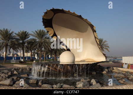 Oyster Pearl Fountain on the Corniche of Doha, Qatar Stock Photo