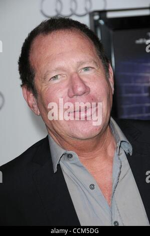 Nov 06, 2010 - Los Angeles, California, USA - Actor GARRY SHANDLING  at the 'Blue Valentine' AFI Screening held at Grauman's Chinese Theater. (Credit Image: © Jeff Frank/ZUMApress.com) Stock Photo