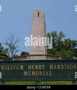 Jun 24, 2004 - Miami Township, Ohio, USA - NORTH BEND :  William Henry Harrison's Tomb, and Monument to the 9th President of the United States, is located at the N E corner of Brower and Cliff Roads in North Bend, Ohio.  (Credit Image: © Ken Stewart/ZUMA Press) Stock Photo