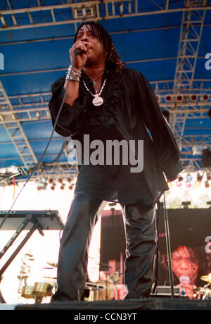 Aug 06, 2004; Hollywood, CA, USA; (Exact Date Unknown) Flamboyant funk music pioneer RICK JAMES famed for his sensious 1981 dance hit ' Super Freak' as well as a descent into drugs and crime, died in his sleep of natural causes, officials said. Pictured: 2003 Summer Tour. Stock Photo