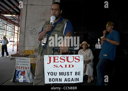 Aug 31, 2004; New York, NY, USA; Street preacher on 42nd St. during the RNC in NYC. Stock Photo