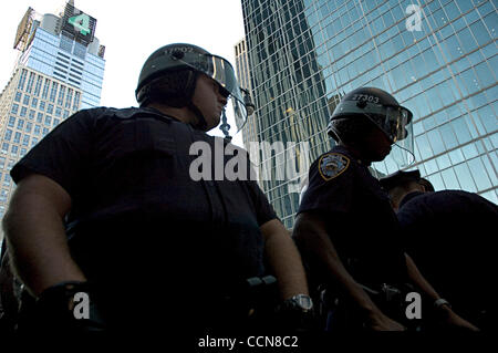 Aug 31, 2004; New York, NY, USA; S.W.A.T. officers during the RNC in NYC. Stock Photo