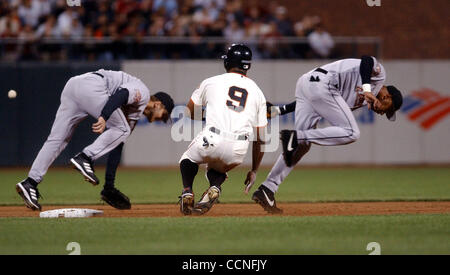 San Francisco Giant Jeff Kent rounds third, and 3rd base coach Sonny  Jackson in the 1st inning after hitting a 2 run homerun giving the Giants a  2-0 lead in the Giants/Astros