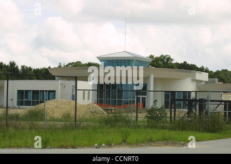 FILE PHOTO: The home of actor John Travolta sits almost complete July 6, 2003 at Jumbolair Aviation Estates in Ocala, FL. Travolta and wife Kelly Preston's son Jett died January 2, 2009 at their vacation home in the Bahamas after suffering a seizure. The Travolta family was expected to send his rema Stock Photo