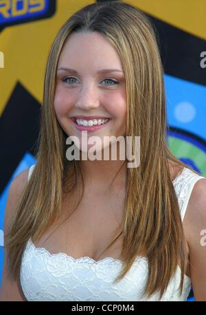 May 31, 2003 - Hollywood, California, U.S. - I7579CHW.2003 MTV MOVIE AWARDS.SHRINE AUDITORIUM, LOS ANGELES, CA.05/31/2003.   /   /    2003.AMANDA BYNES(Credit Image: Â© Clinton Wallace/Globe Photos/ZUMAPRESS.com) Stock Photo