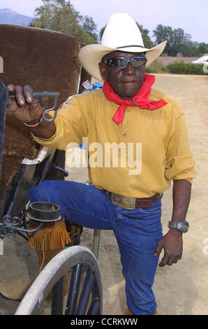 July 12, 2003 - Hollywood, California, U.S. - I7764CHW - .BILL PICKETT INVITATIONAL BLACK RODEO - .LOS ANGELES EQUESTRIAN CENTER, BURBANK, CA - .07/11/2003 - .   /   /    2003 - .JOE LAWRENCE(Credit Image: Â© Clinton Wallace/Globe Photos/ZUMAPRESS.com) Stock Photo