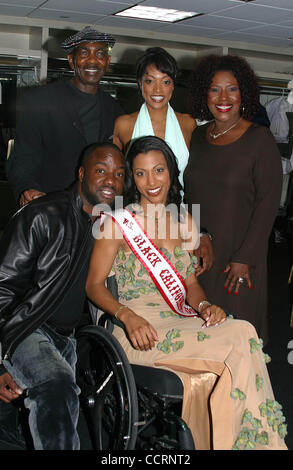 Jan. 27, 2003 - Hollywood, California, U.S. - I7334CHW.BEVERLY HILLS / HOLLYWOOD NAACP 13TH ANNUAL THEATRE AWARDS.BEVERLY HILTON,BEVERLY HILLS, CA.01/27/2003.   /   /    2003.LOU MEYERS, KELLITA SMITH, JOMARIE PAYTON, MALIK YOBA AND TRACY BORUGHTON (MS. BLACK CALIFORNIA, USA)(Credit Image: Â© Clinto Stock Photo