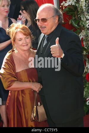 dennis franz wife dennis franz wife