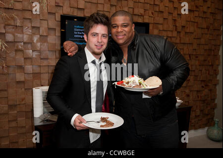 May 28, 2010 - Beverly Hills, California, U.S. - Sseason 9 AMERICAN IDOL winner LEE DEWYZE. with American Idol contestant MICHAEL LYNCHE (Credit Image: © Lisa Rose/ZUMApress.com) Stock Photo