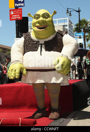 May 20, 2010 - Hollywood, California, USA - SHREK receives star on Walk of Fame. (Credit Image: © Lisa O'Connor/ZUMA Press) Stock Photo