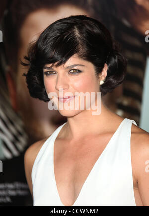 May 25, 2010 - Los Angeles, California, USA - Actor SELMA BLAIR arriving to the Get Him To The Greek' Los Angeles Premiere held at the Greek Theatre. (Credit Image: © Lisa O'Connor/ZUMA Press) Stock Photo