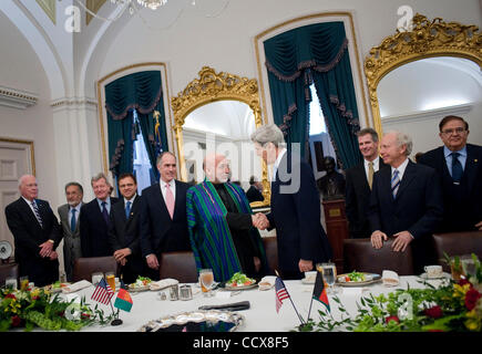 May 13,2010 - Washington, District of Columbia USA -  Afghan President Hamid Karzai meets with the Senate Foreign Relations Committee on Capitol Hill on Thursday.(Credit Image: © Pete Marovich/ZUMA Press) Stock Photo
